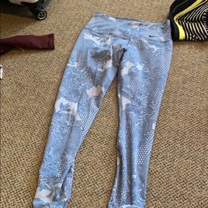 Blue floral Nike leggings